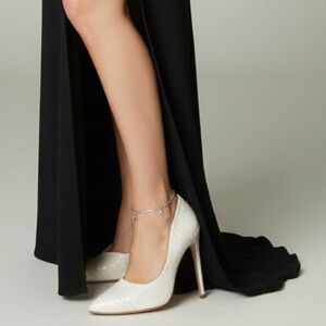 Juicy Couture Ivory Snakeskin Pointed Toe Heels Women’s 8.5 M Stiletto Pumps